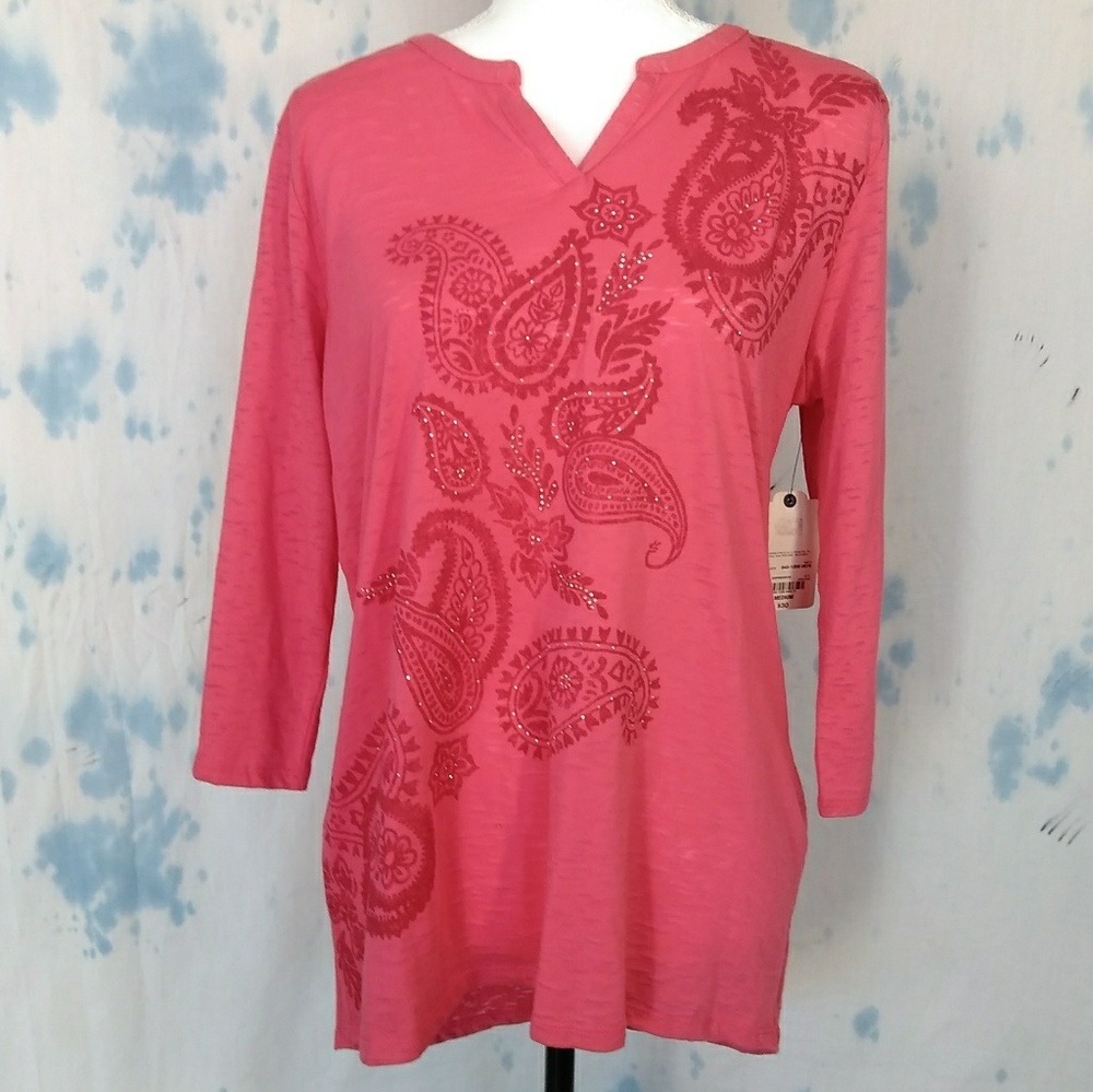 St. Johns Bay high lo flower Paisley top sz M